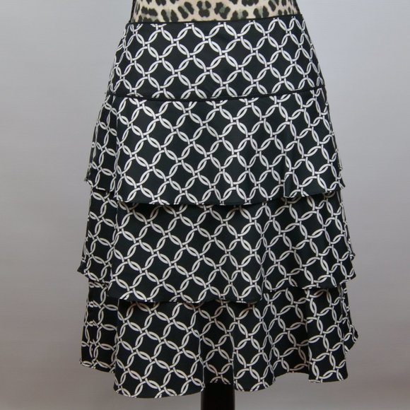 White House Black Market Circle Print Skirt Black - Picture 2 of 9